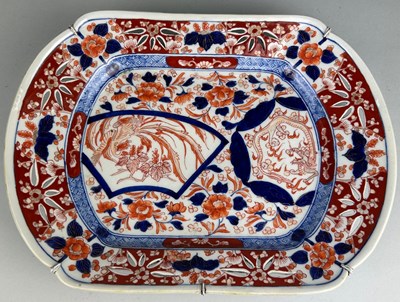 Lot 150 - A JAPANESE IMARI PORCELAIN DISH WITH...