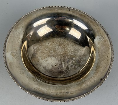 Lot 262 - A SILVER PEDESTAL BOWL