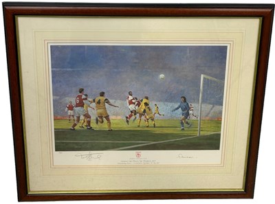 Lot 495 - A SIGNED PRINT 'ARSENAL WINNING EUROPEAN...