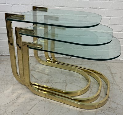 Lot 509 - A MID CENTURY DESIGN NEST OF THREE TABLES,...