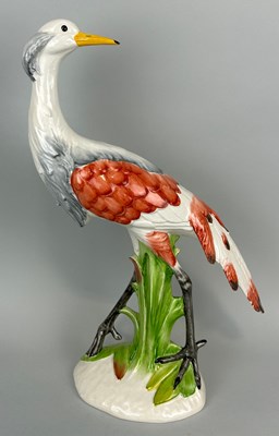 Lot 533 - A PORCELAIN CRANE, 

47cm H