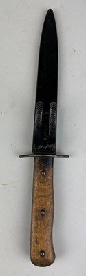 Lot 551 - A WOODEN HANDLED DAGGER AND SCABBARD, 

29cm L