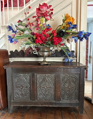 Lot 3 - A LARGE 17TH CENTURY OAK COFFER,

Later top....