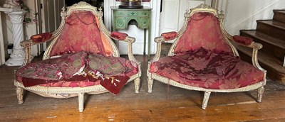 Lot 8 - A PAIR OF 19TH CENTURY FRENCH GILT WOOD CORNER...