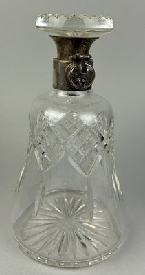 Lot 116 - A SILVER COLLARED LOCKING DECANTER, 

No key....