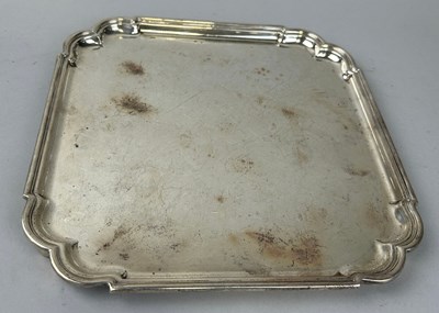 Lot 138 - A ROBERTS AND BELK SILVER TRAY RETAILED BY...