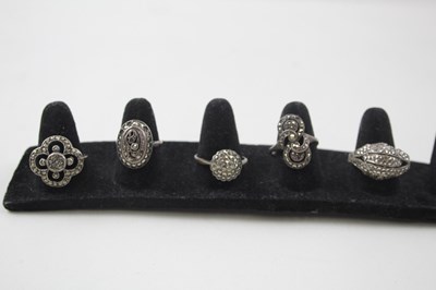 Lot 201 - A COLLECTION OF SILVER VINTAGE MARCASITE RINGS,...