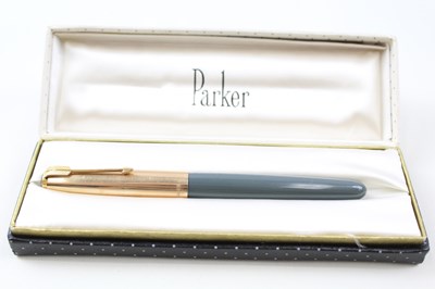 Lot 665 - WRITING INSTRUMENT, A VINTAGE PARKER 51 GREY...