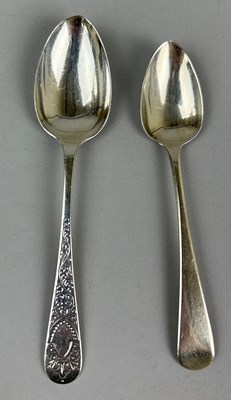 Lot 121 - TWO SILVER TEASPOONS,

Weight: 41gms