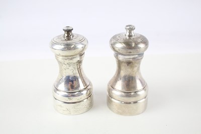 Lot 129 - 925 SILVER PEPPER MILLS, 

Weight: 252gms