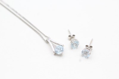 Lot 211 - 2X 9CT GOLD BLUE TOPAZ PENDANT NECKLACE AND...