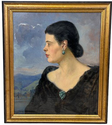 Lot 300 - AN OIL PAINTING ON CANVAS DEPICTING A LADY...