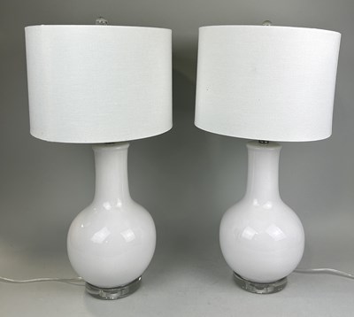 Lot 998 - A PAIR OF DESIGNER GLASS TABLE LAMPS WITH SHADES (2)