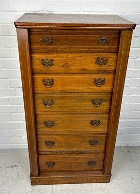 Lot 516 - AN ANTIQUE WELLINGTON CHEST, 

111cm x 58cm x...