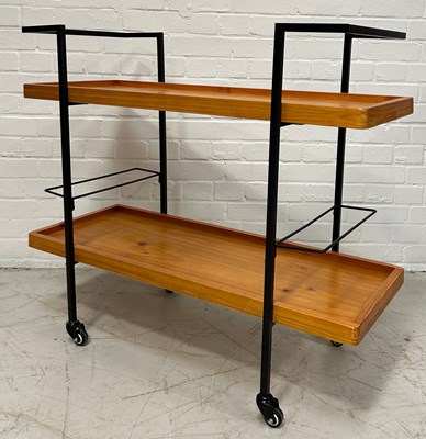 Lot 579 - A MID CENTURY DESIGN TROLLEY 'BAR', 

90cm x...