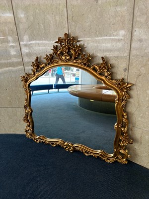 Lot 609 - A LARGE MODERN GILT WOOD ROCOCCO STYLE WALL...