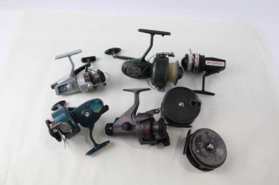 Lot 750 - ASSORTED VINTAGE FISHING REELS ANGLING VARIOUS...