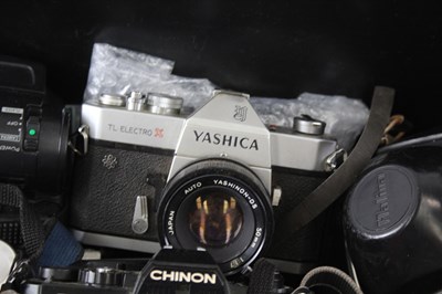 Lot 800 - ASSORTED VINTAGE CAMERAS INC. SLR'S, DSLR'S,...