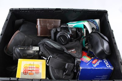 Lot 808 - ASSORTED VINTAGE CAMERAS INC. SLR'S, DSLR'S,...