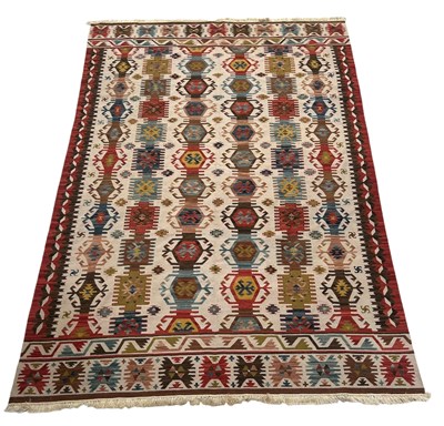 Lot 850 - A PERSIAN DESIGN CARPET, 

290cm x 194cm