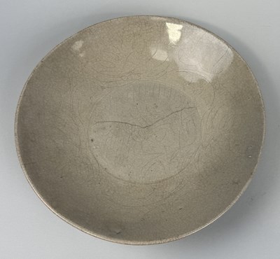 Lot 213 - A KOREAN CELADON CHARGER, POSSIBLY GORYEO DYNASTY