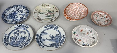 Lot 240 - A COLLECTION OF CHINESE CERAMICS