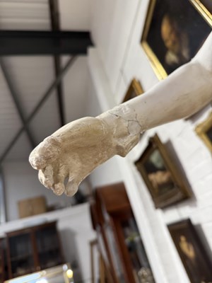 Lot 8 - A PLASTER SCULPTURE OF THE ATHLETE APOXYOMENOS AFTER THE ORIGINAL BY LYSIPPOS