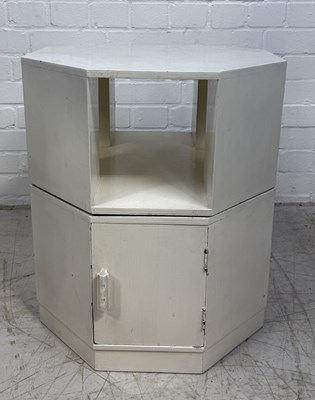 Lot 982 - AN ART DECO REVOLVING OCTAGONAL BOOKCASE IN THE MANNER OF HEAL