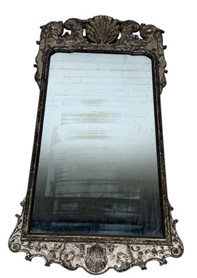 Lot 884 - A GEORGIAN STYLE SILVERED WOOD WALL MIRROR, 20TH CENTURY