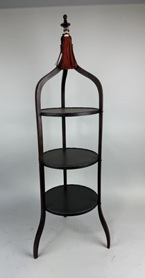 Lot 970 - A THREE TIER ETAGERE