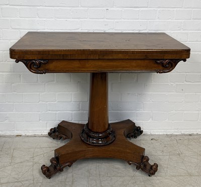 Lot 1004 - A WILLIAM IV ROSEWOOD CARD TABLE