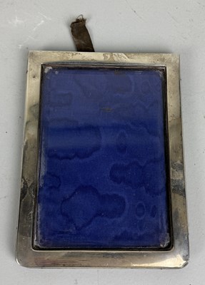 Lot 136 - A SILVER PICTURE FRAME