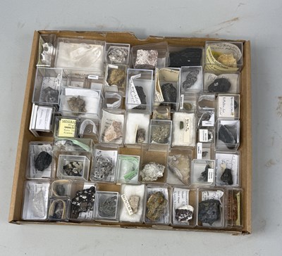 Lot 424 - A COLLECTION OF FINE MINERAL SPECIMENS