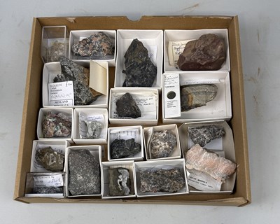 Lot 430 - A COLLECTION OF FINE MINERAL SPECIMENS