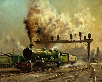 Lot 770 - ALAN FEARNLEY (BRITISH B.1942): AN OIL PAINTING ON CANVAS DEPICTING A GREEN TRAIN PULLING AWAY FROM A STATION