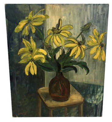 Lot 438 - AN OIL PAINTING ON BOARD DEPICTING A VASE WITH DAFFODILS ON A STOOL