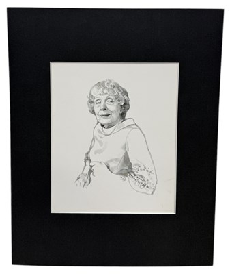 Lot 529 - MICHAEL LEONARD (BRITISH 1933-2023): A PAINTING DEPICTING DAME EDITH EVANS (1888-1976)