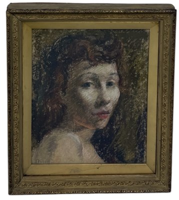 Lot 509 - A PASTEL DRAWING ON PAPER DEPICTING A LADY'S PROFILE