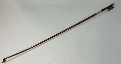 Lot 260 - A GOLD MOUNTED VIOLIN BOW STAMPED 'KITTEL'