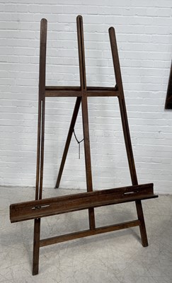 Lot 844 - AN OAK DISPLAY EASEL