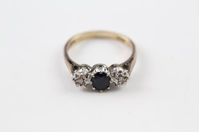 Lot 151 - A 9CT GOLD SAPPHIRE AND DIAMOND SET TRILOGY RING