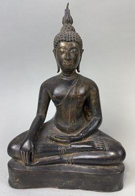 Lot 124 - A BUDDHA STATUE