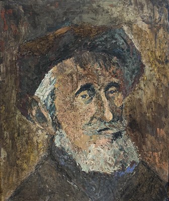 Lot 550 - AN OIL PAINTING ON BOARD DEPICTING A GENTLEMAN'S HEAD