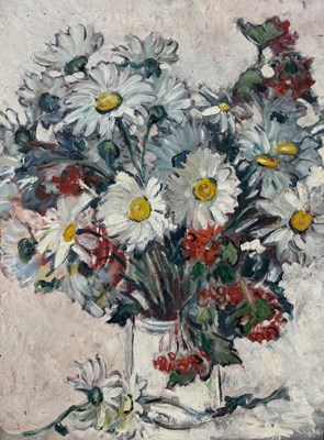 Lot 561 - AN OIL PAINTING ON CANVAS DEPICTING A STILL LIFE WITH FLOWERS