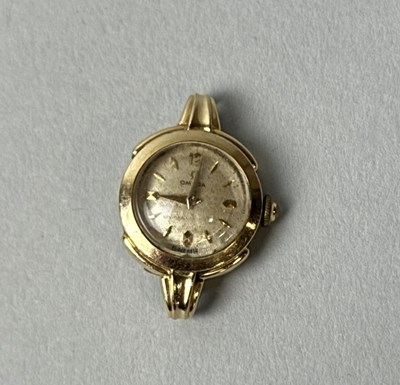 Lot 337 - A LADIES OMEGA WATCH