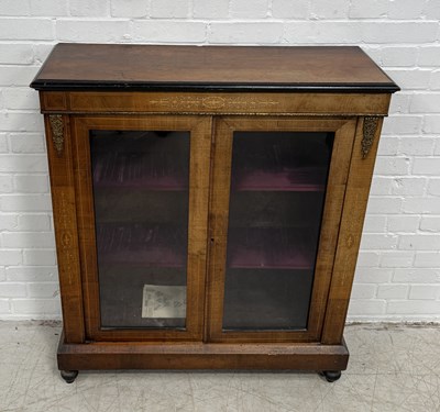 Lot 805 - A 19TH CENTURY ROSEWOOD BOOKCASE