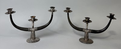 Lot 195 - A PAIR OF SILVER MOUNTED HORN CANDLESTICKS, PROBABLY SIAMESE OR THAI