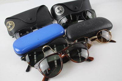 Lot 1163 - A COLLECTION OF DESIGNER RAYBAN SUNGLASSES INCLUDING CASE (5)