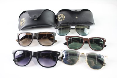 Lot 1172 - A COLLECTION OF DESIGNER RAYBAN SUNGLASSES INCLUDING CASES (50