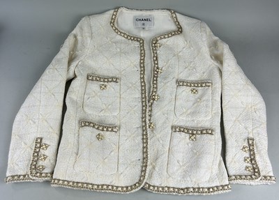 Lot 872B - A VINTAGE CHANEL STYLE SILK-LINED EVENING JACKET